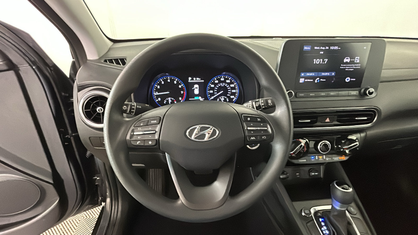 Certified 2023 Hyundai Kona SEL w/ Cargo Package AWD/4WD image 19