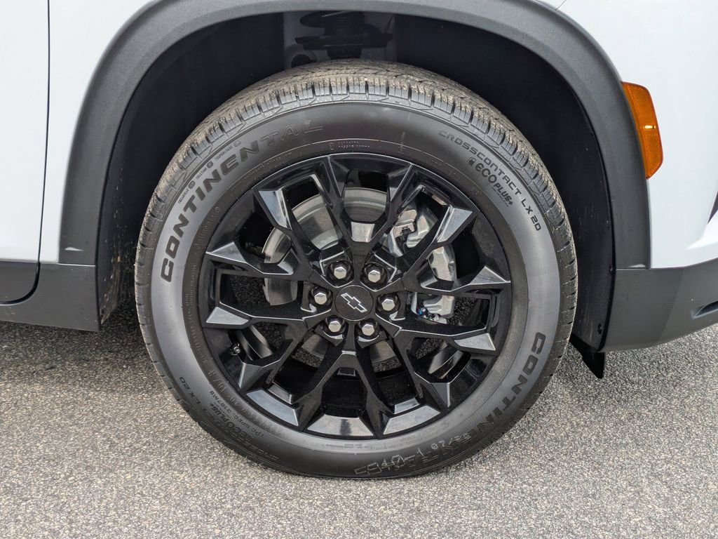 New 2026 Chevrolet Traverse LT w/ Midnight/Sport Edition FWD image 13