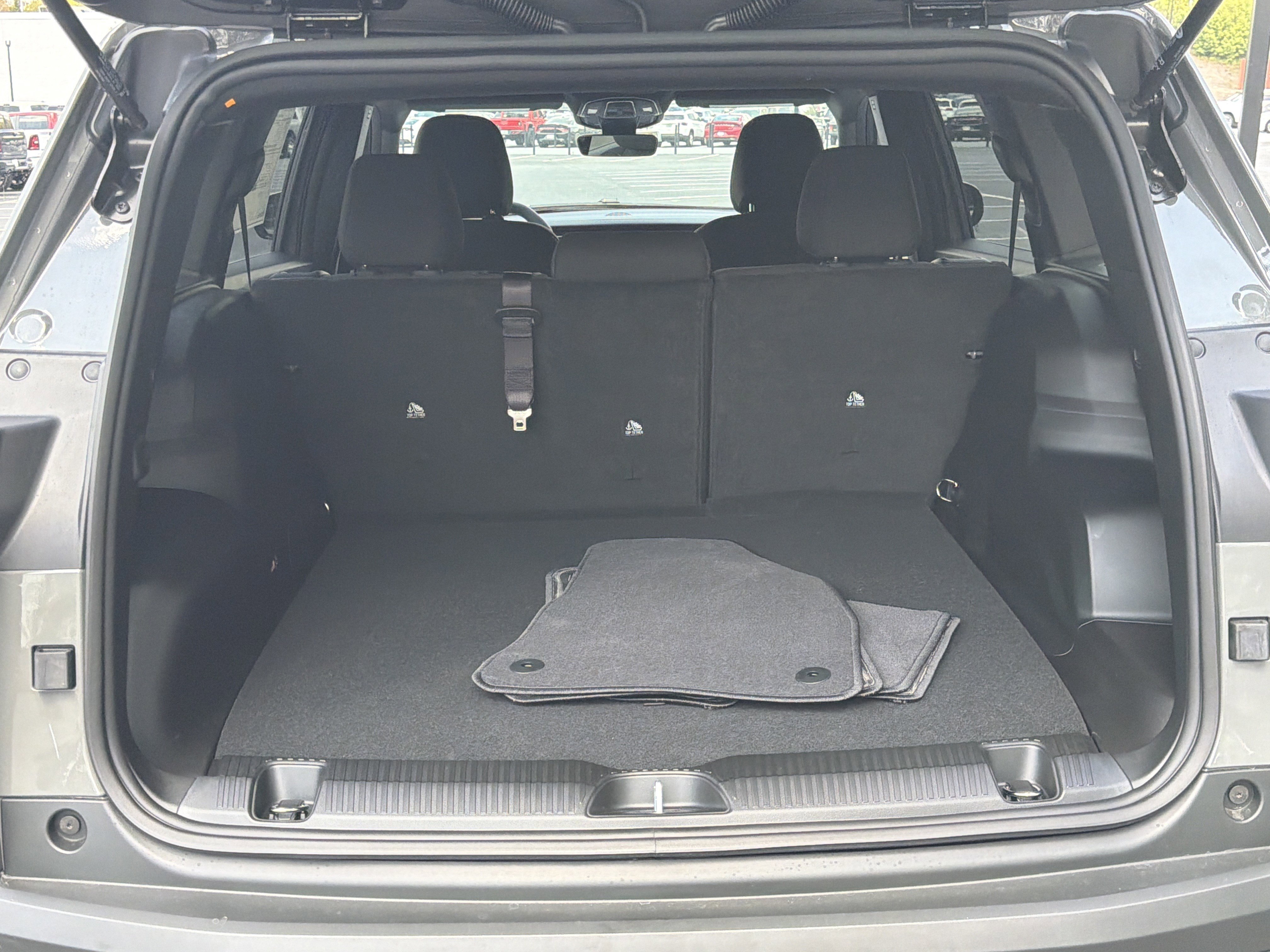 New 2026 Jeep Cherokee Laredo image 22