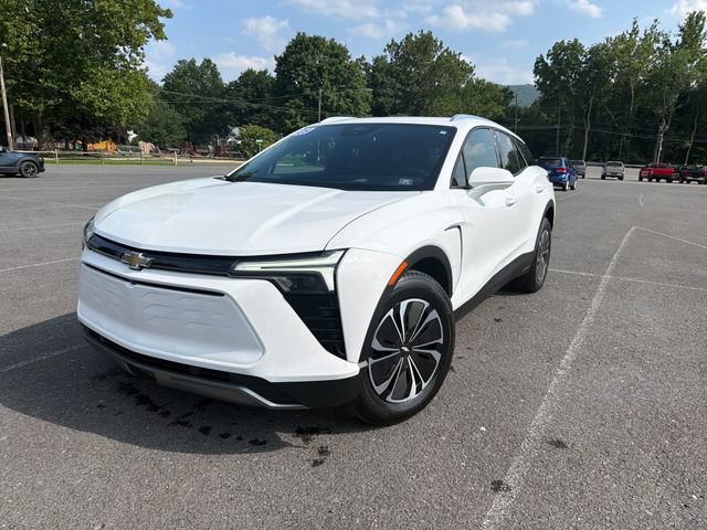 Used 2025 Chevrolet Blazer EV LT AWD/4WD image 1