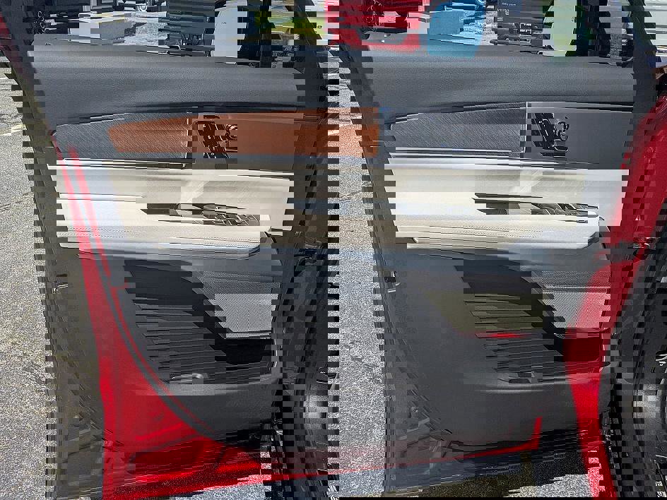 New 2026 Cadillac Vistiq Luxury image 10