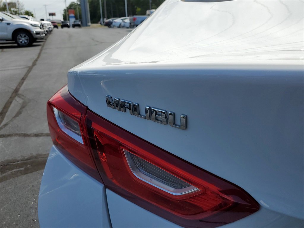 Used 2023 Chevrolet Malibu LT image 7