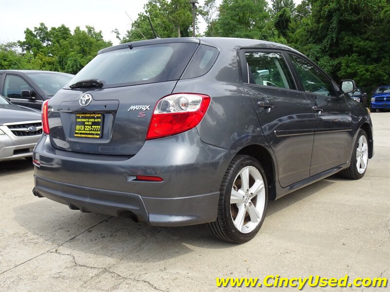 Used 2010 Toyota Matrix S FWD image 7