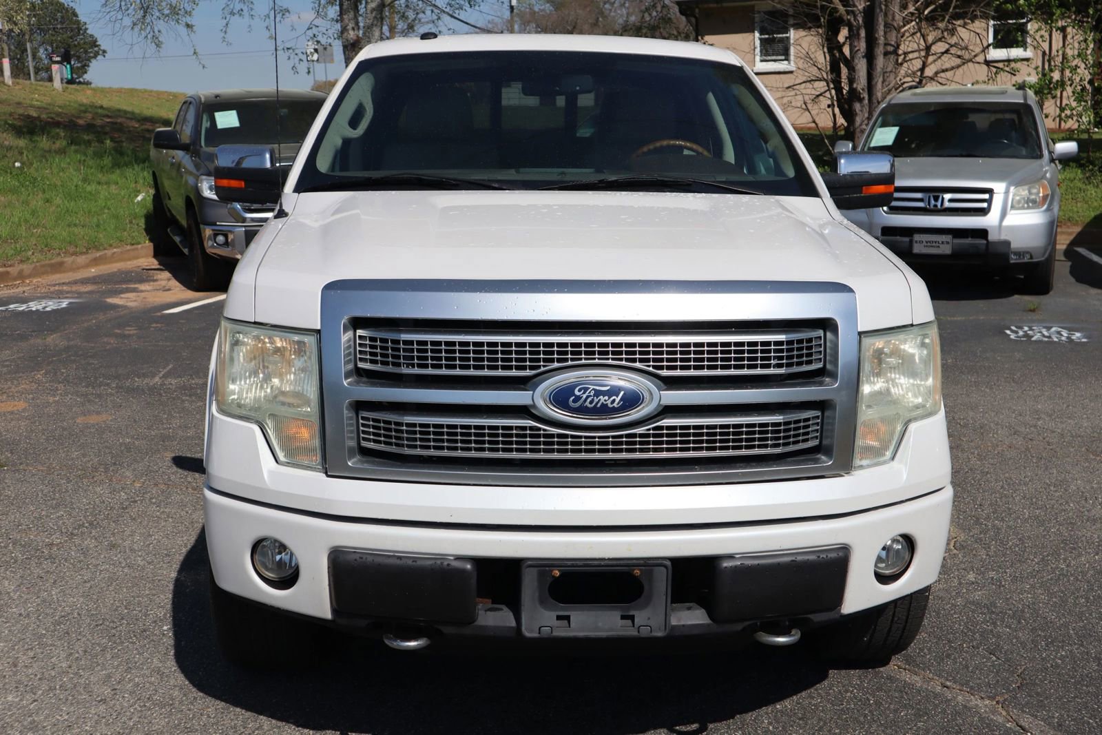 Used 2010 Ford F150 Platinum image 2