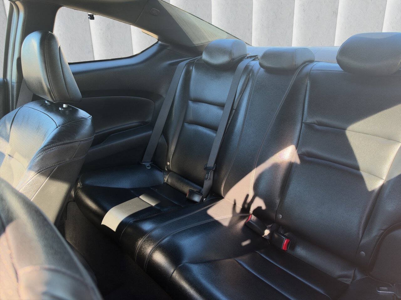 Used 2017 Honda Accord EX-L image 16