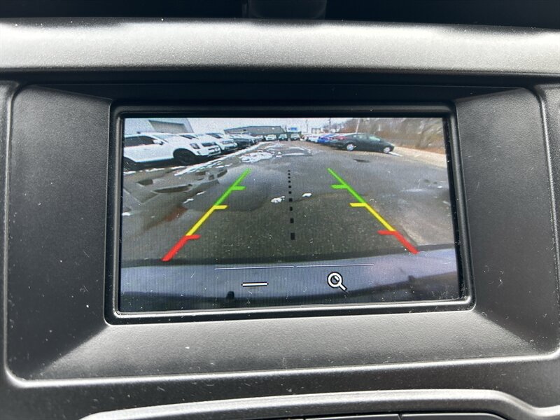 Used 2017 Ford Fusion SE image 14