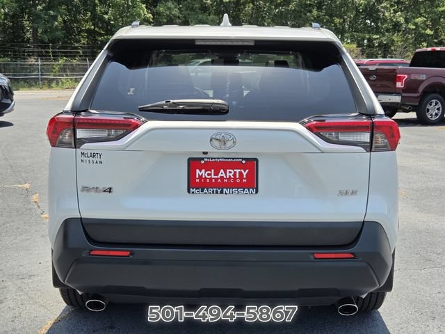 Used 2023 Toyota RAV4 XLE Premium FWD image 4