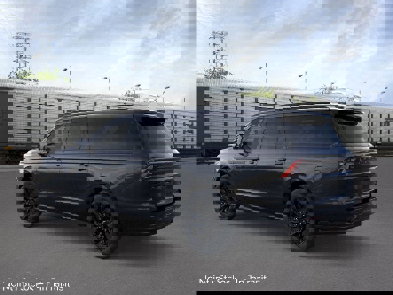 New 2026 Lincoln Navigator L Reserve image 4