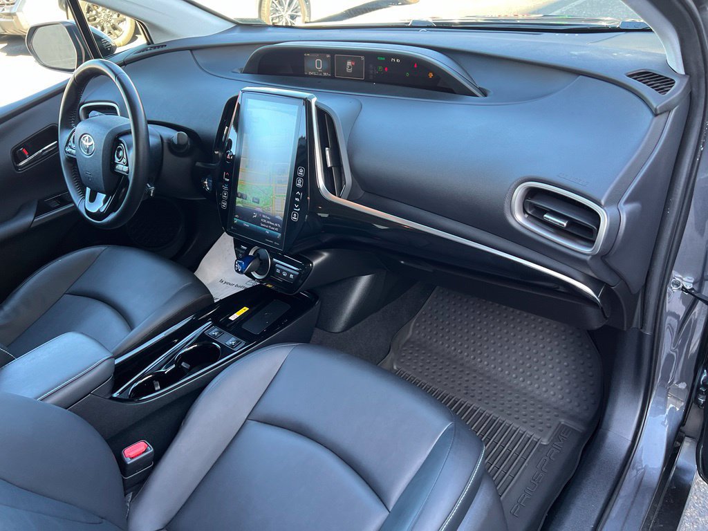 Certified 2022 Toyota Prius Prime XLE FWD image 26