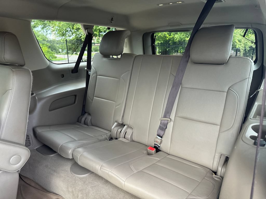 Used 2020 GMC Yukon XL SLT w/ Premium Edition RWD image 41