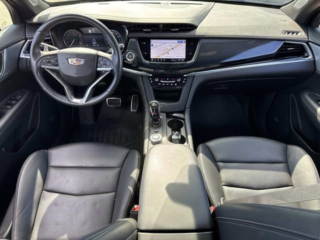 Used 2023 Cadillac XT6 Sport w/ LPO, ONYX Package image 18