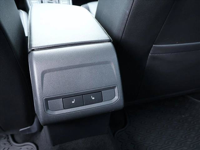 Used 2022 Volkswagen Jetta SEL FWD image 22