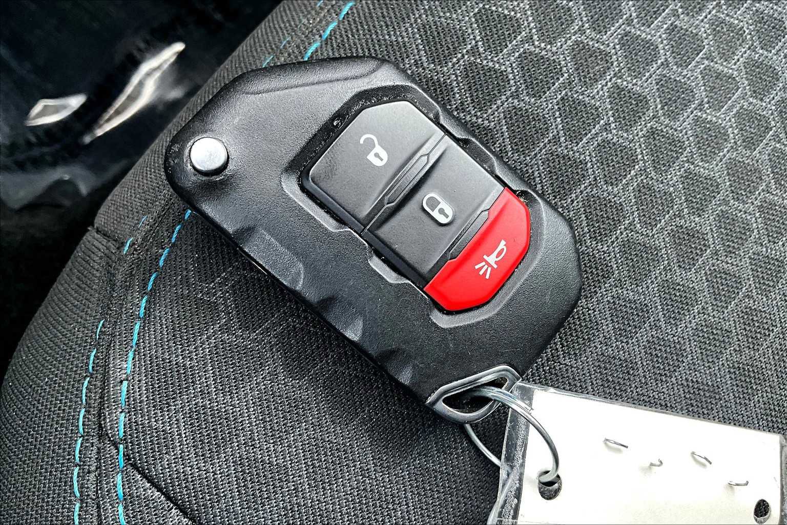 Used 2024 Jeep Wrangler Unlimited Rubicon 4xe image 14