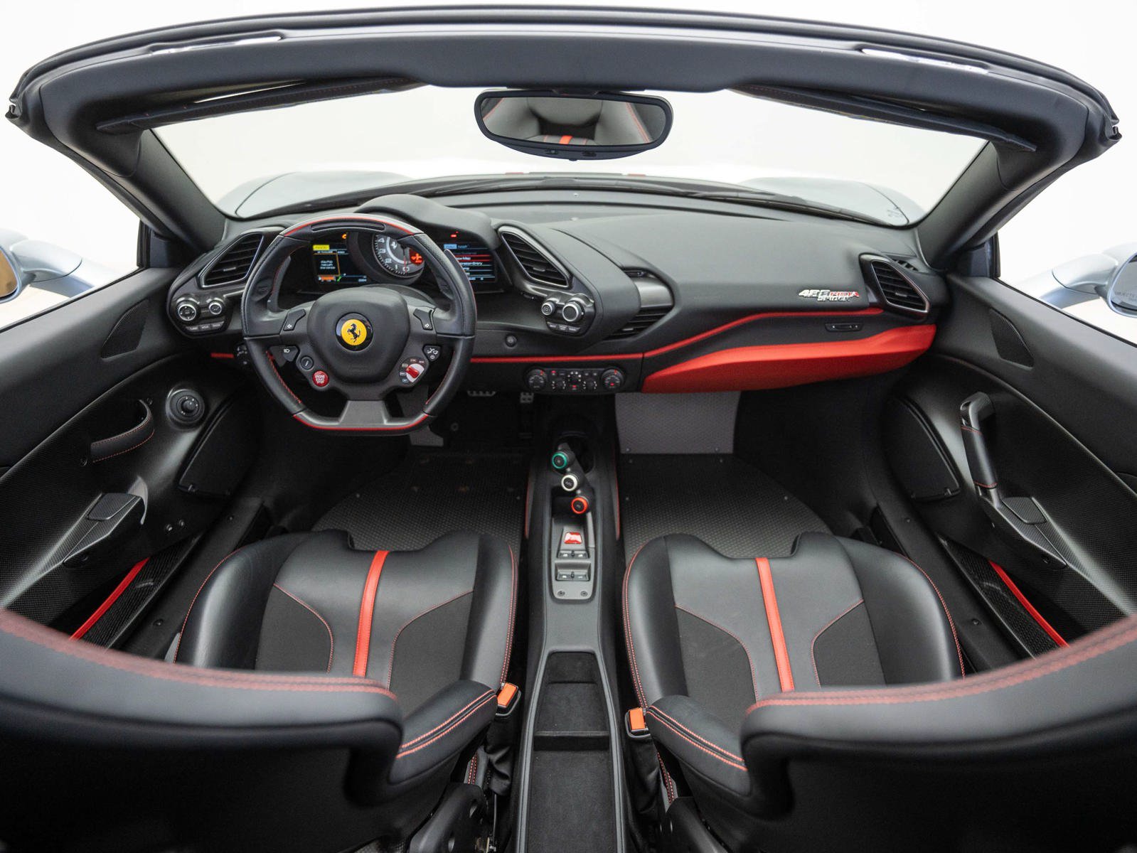 Used 2019 Ferrari 488 Pista Spider RWD image 18