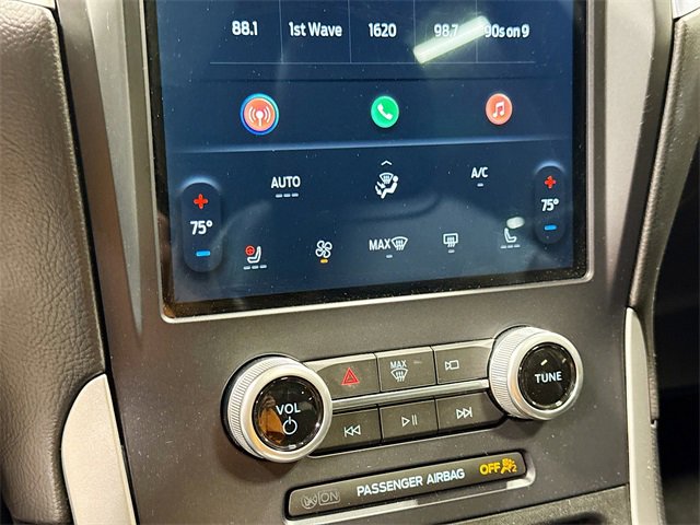 Used 2022 Ford Edge ST-Line image 17