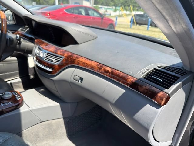 Used 2009 Mercedes-Benz S 550 image 24