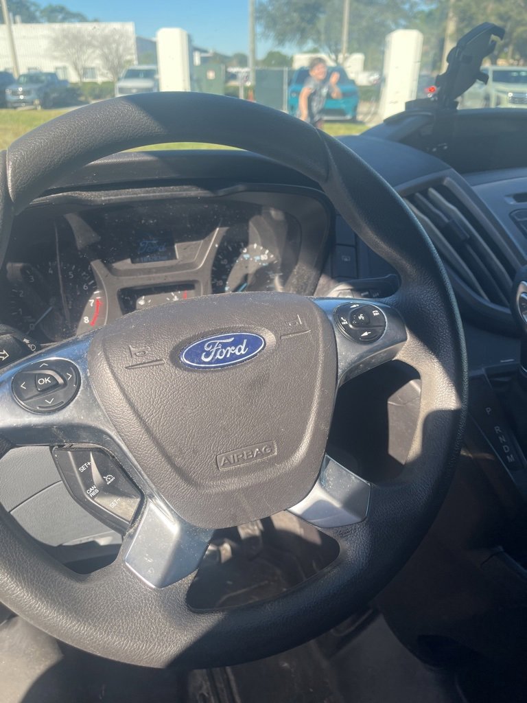 Used 2018 Ford Transit 350 XLT image 12