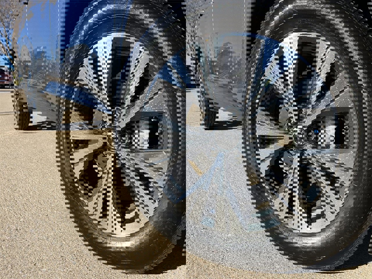 Certified 2023 Nissan Rogue SV image 8