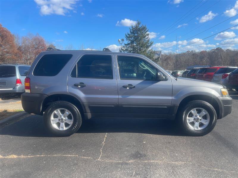 Used 2007 Ford Escape XLT image 4