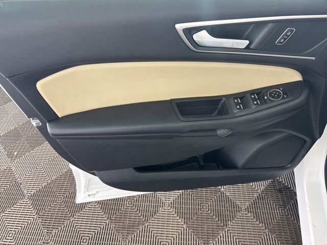 Used 2023 Ford Edge SEL w/ Convenience Package image 20