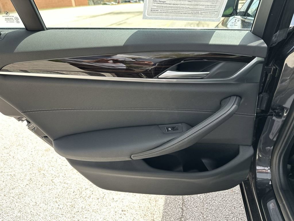 Used 2022 BMW 530i xDrive w/ Convenience Package image 27