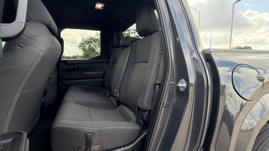 Used 2025 Toyota Tacoma SR5 AWD/4WD image 28
