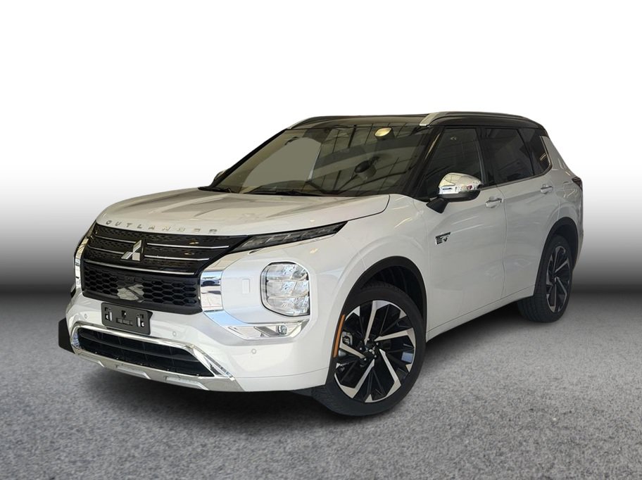 Used 2025 Mitsubishi Outlander 4WD Plug-In Hybrid image 1