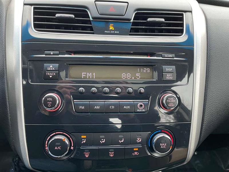 Used 2014 Nissan Altima 2.5 S w/ Sport Value Package image 26