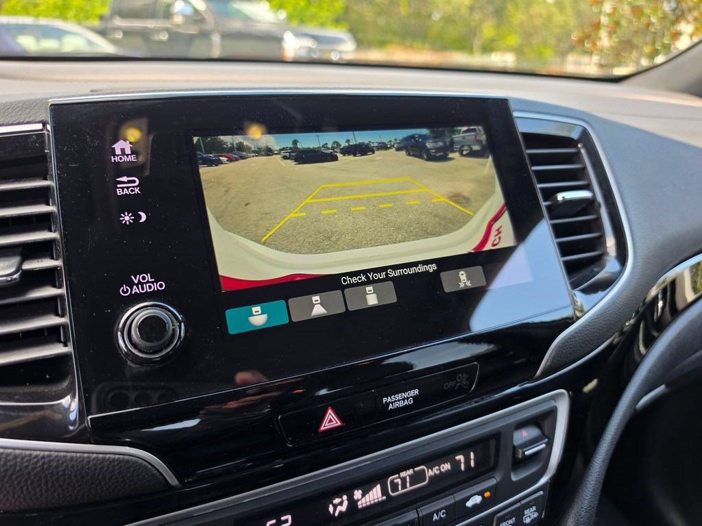 Used 2021 Honda Pilot Black Edition image 18