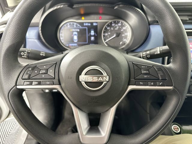 Used 2023 Nissan Versa SV FWD image 18