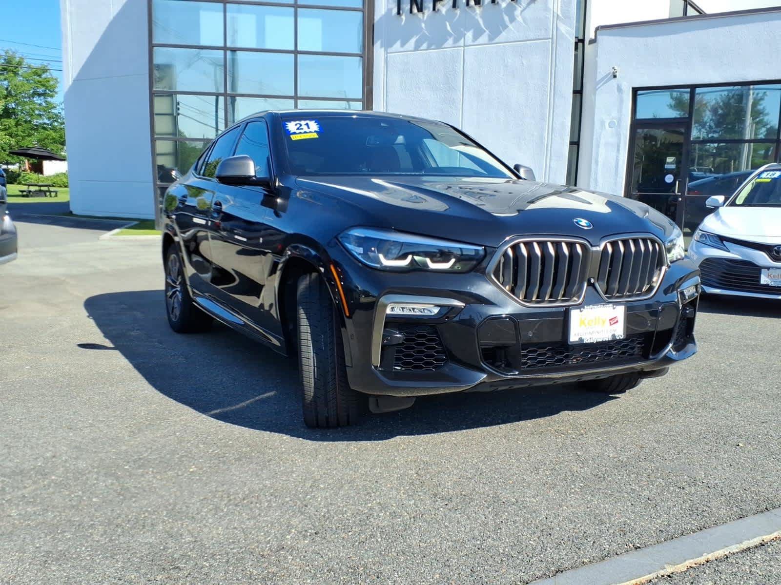 Used 2021 BMW X6 M50i w/ Premium Package AWD/4WD image 3