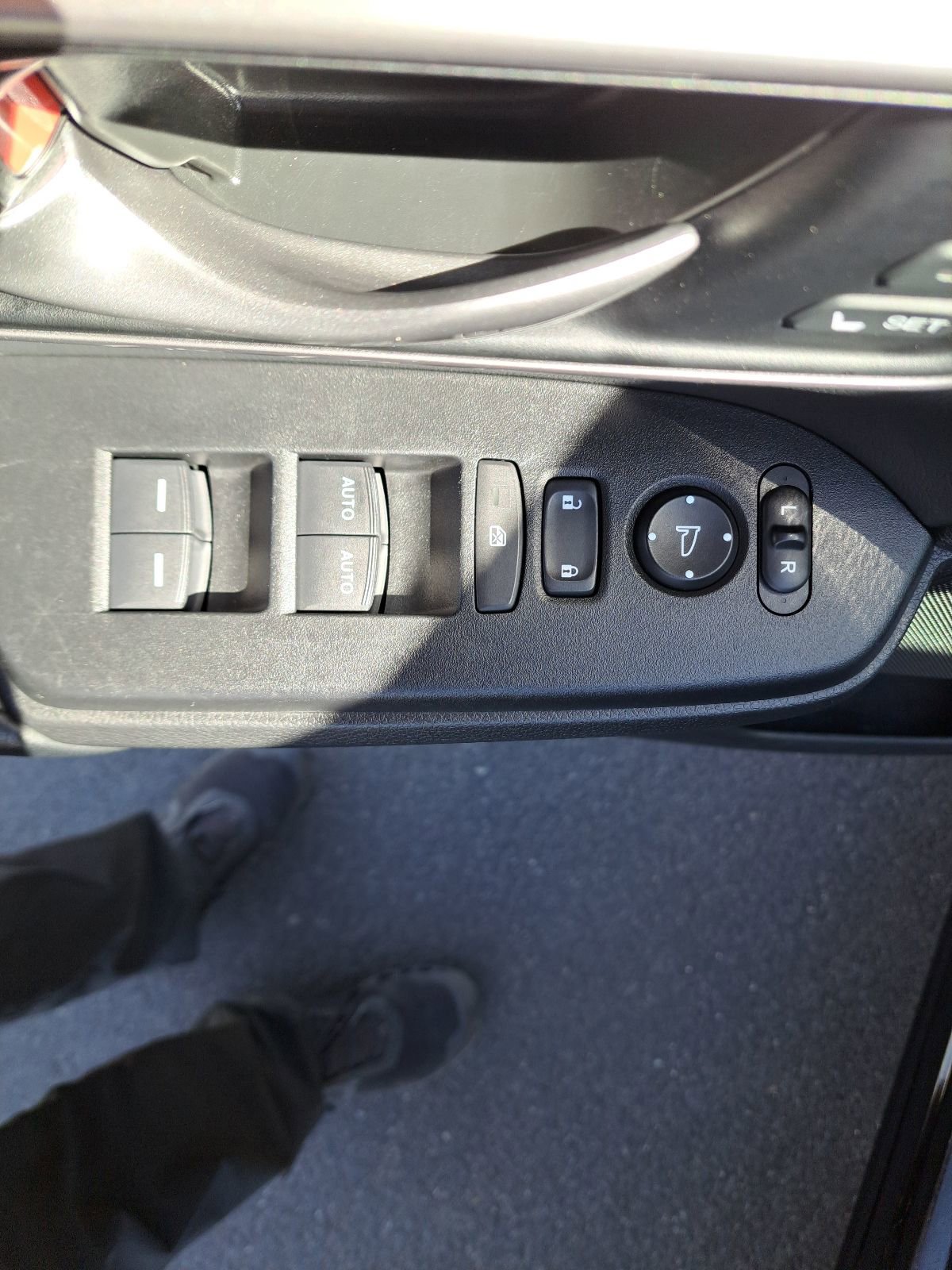 Used 2021 Honda CR-V EX-L image 18