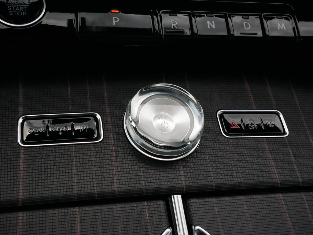 Used 2025 Lincoln Navigator Black Label AWD/4WD image 28