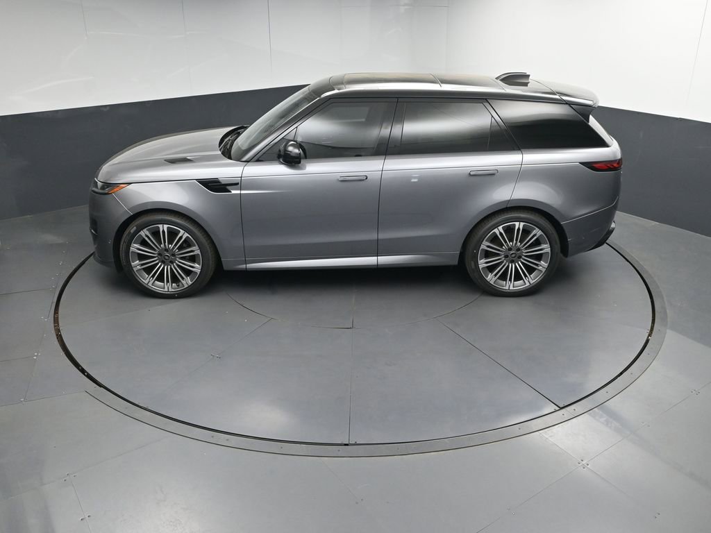 New 2025 Land Rover Range Rover Sport Dynamic SE AWD/4WD image 31