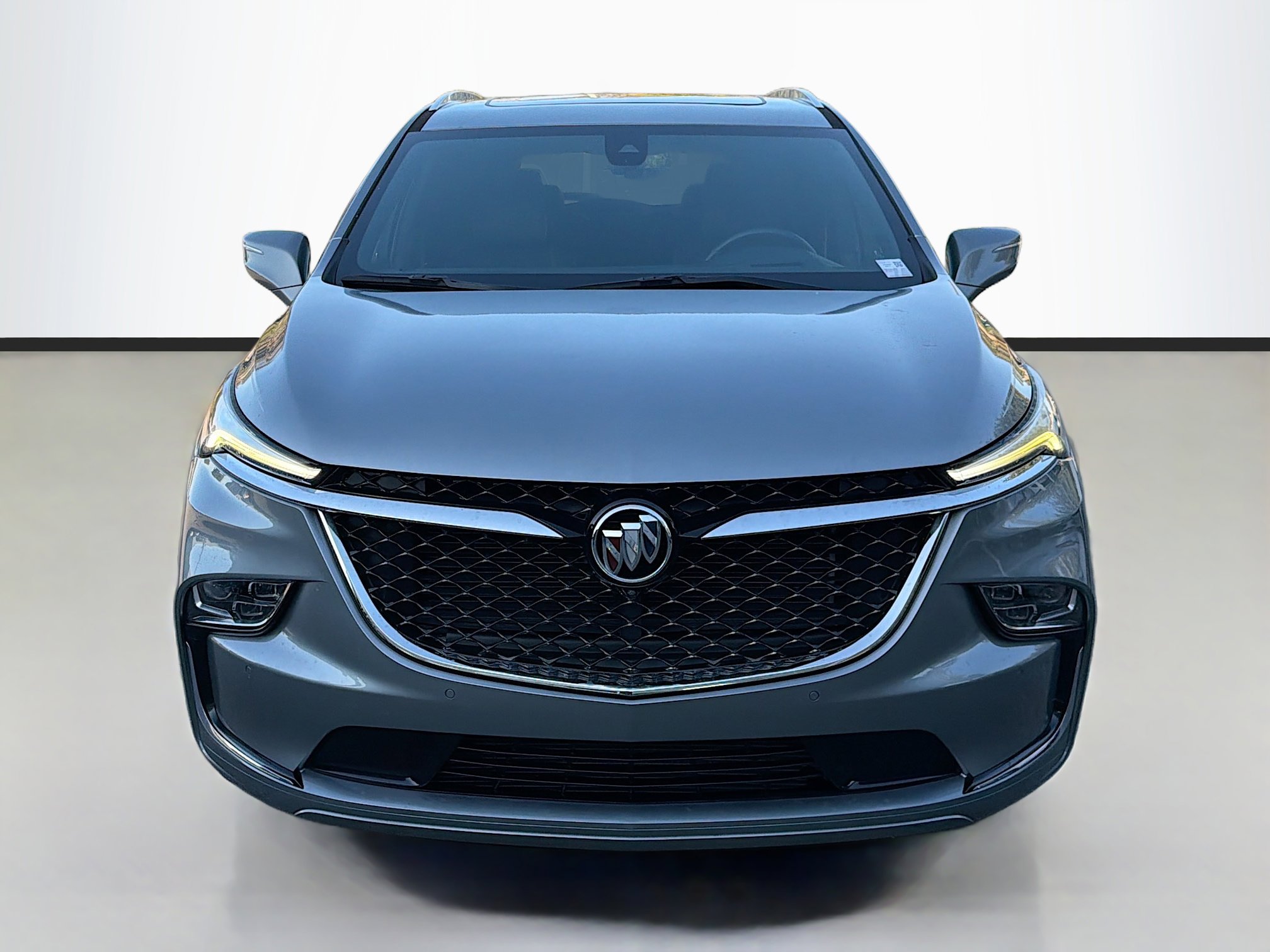 Used 2023 Buick Enclave Avenir w/ Avenir Technology Package image 8