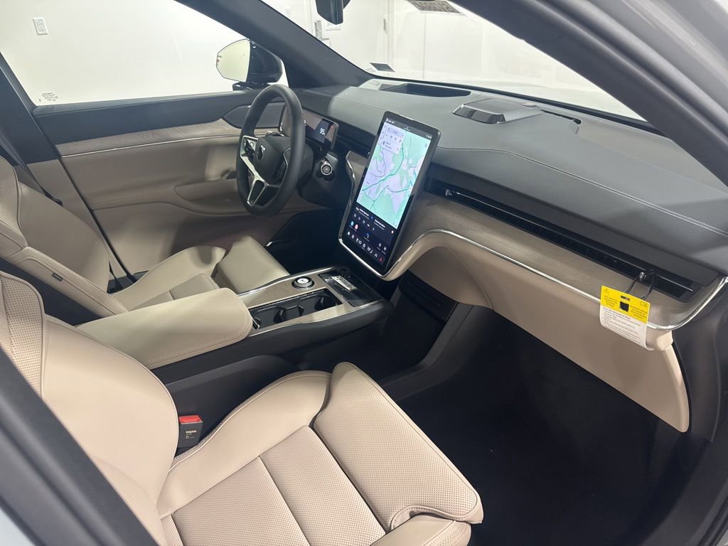 New 2026 Volvo EX90 Plus AWD/4WD image 28