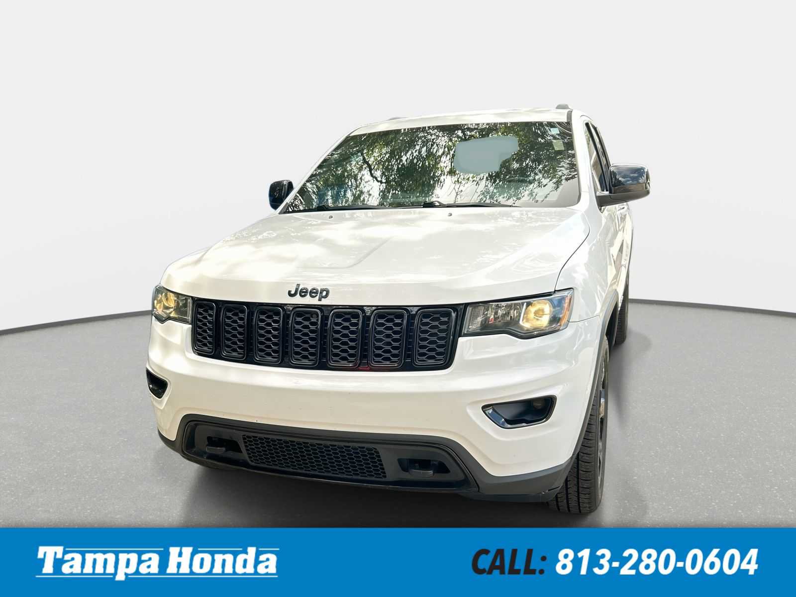 Used 2019 Jeep Grand Cherokee Laredo RWD video 1