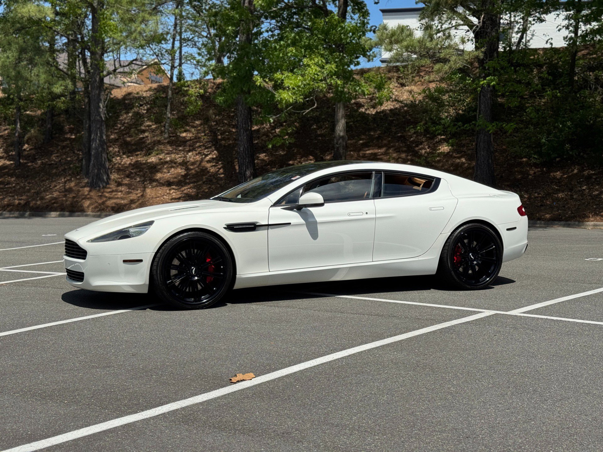Used 2011 Aston Martin Rapide RWD image 5