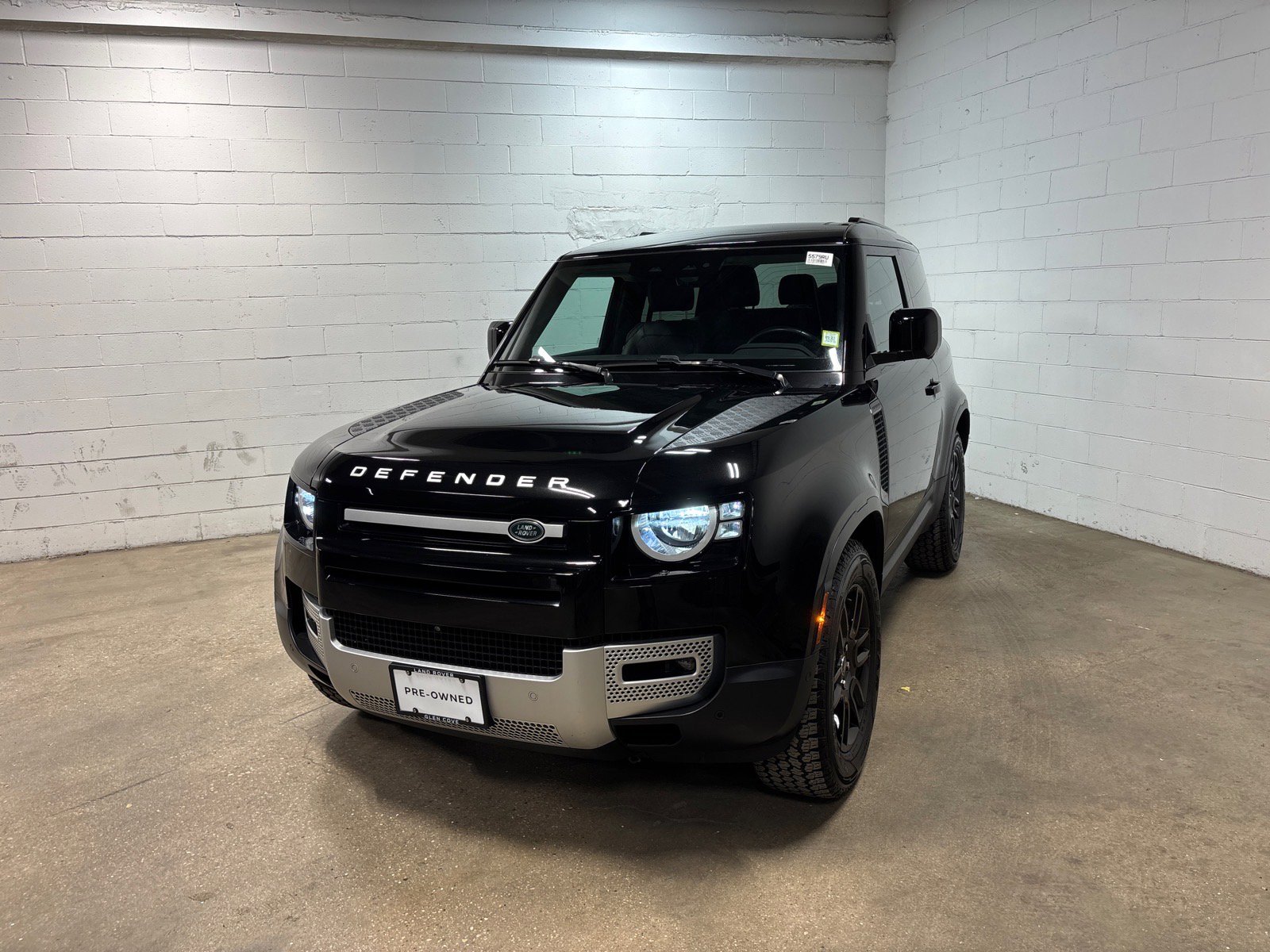 Used 2023 Land Rover Defender 90 S AWD/4WD video 2