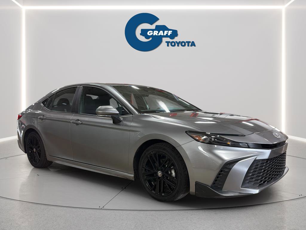 Used 2025 Toyota Camry SE FWD image 10