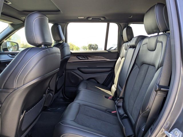New 2026 Jeep Grand Cherokee Altitude RWD image 14