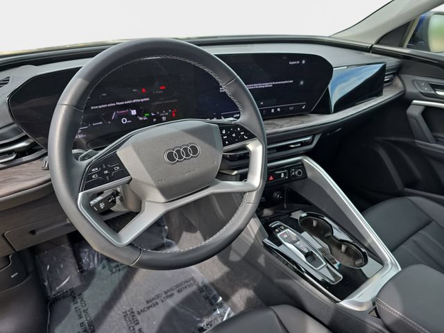 Used 2025 Audi Q5 Premium w/ Convenience Package AWD/4WD image 19
