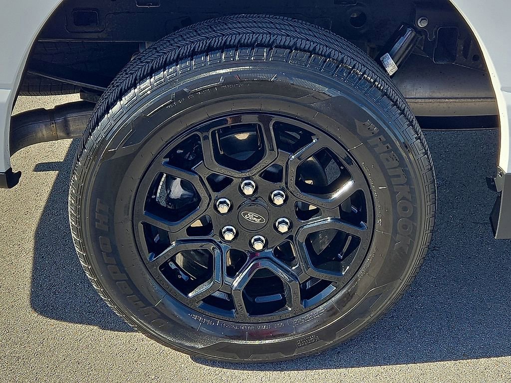 Used 2024 Ford F150 XLT w/ XLT Black Appearance Package image 7