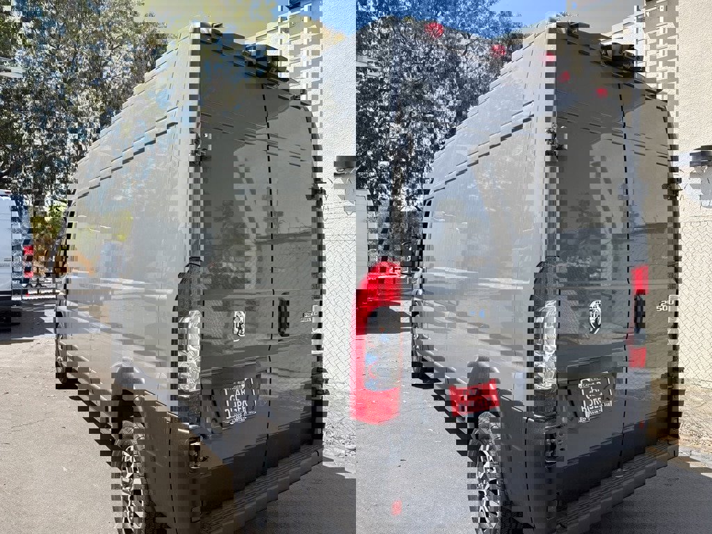 New 2025 RAM ProMaster 2500 w/ Quick Order Package 22G SLT image 8