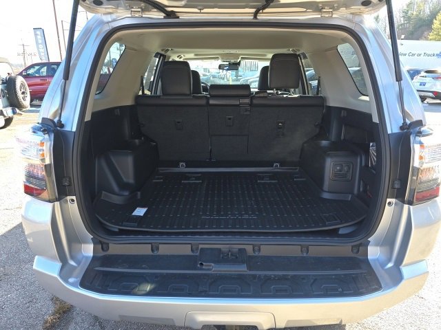 Used 2023 Toyota 4Runner SR5 Premium w/ Moonroof Package image 5