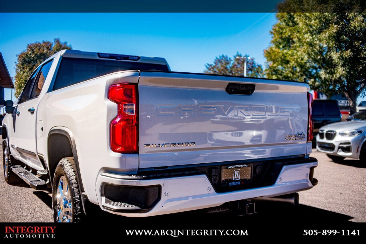 Used 2024 Chevrolet Silverado 2500 High Country w/ High Country Premium Package image 10