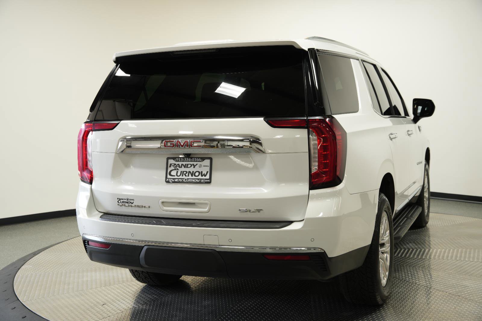 Used 2021 GMC Yukon SLT image 8