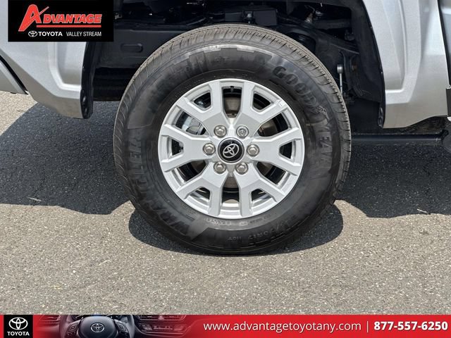 Used 2026 Toyota Tacoma SR5 AWD/4WD image 11