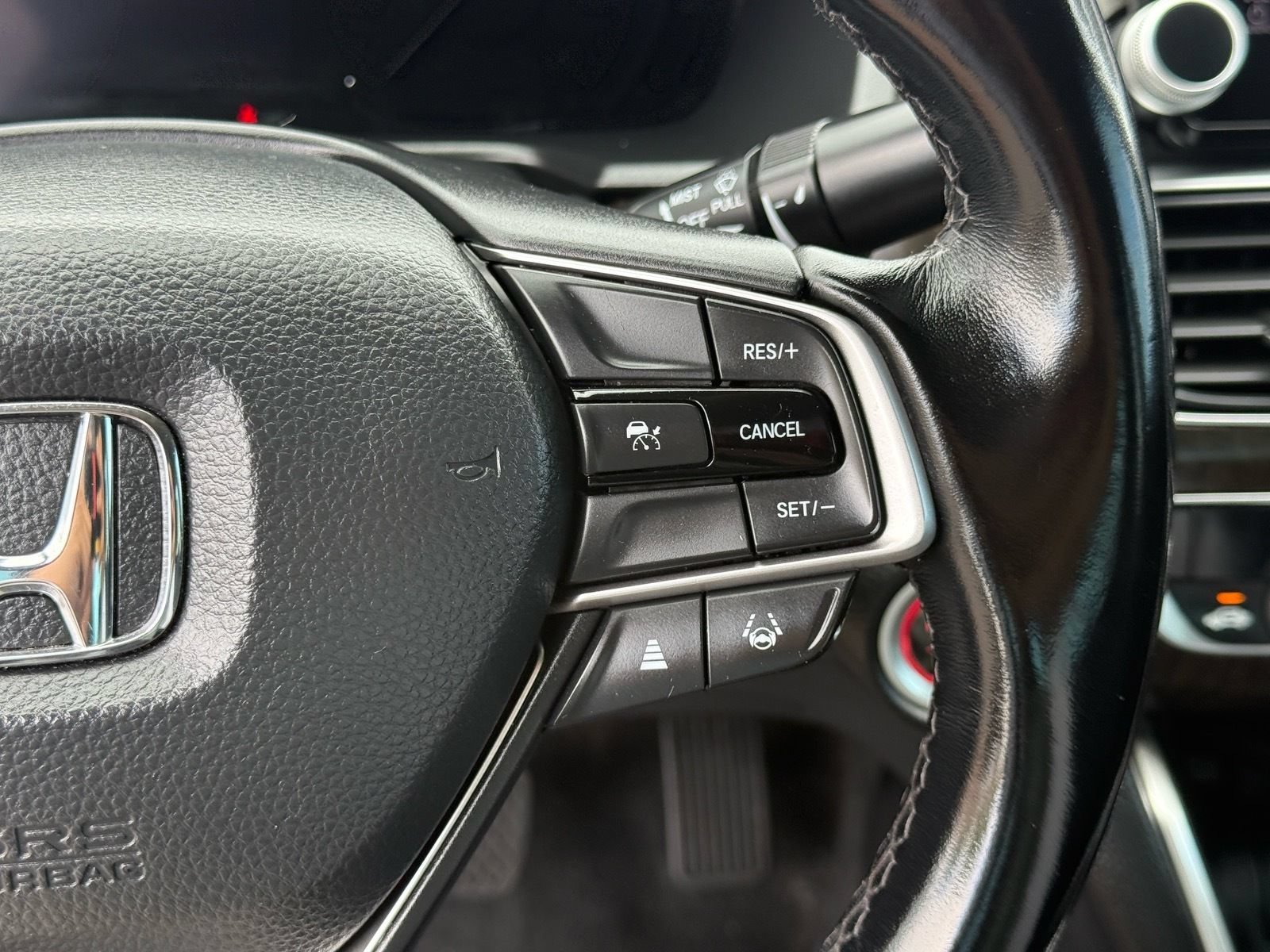 Used 2022 Honda Accord EX-L image 18