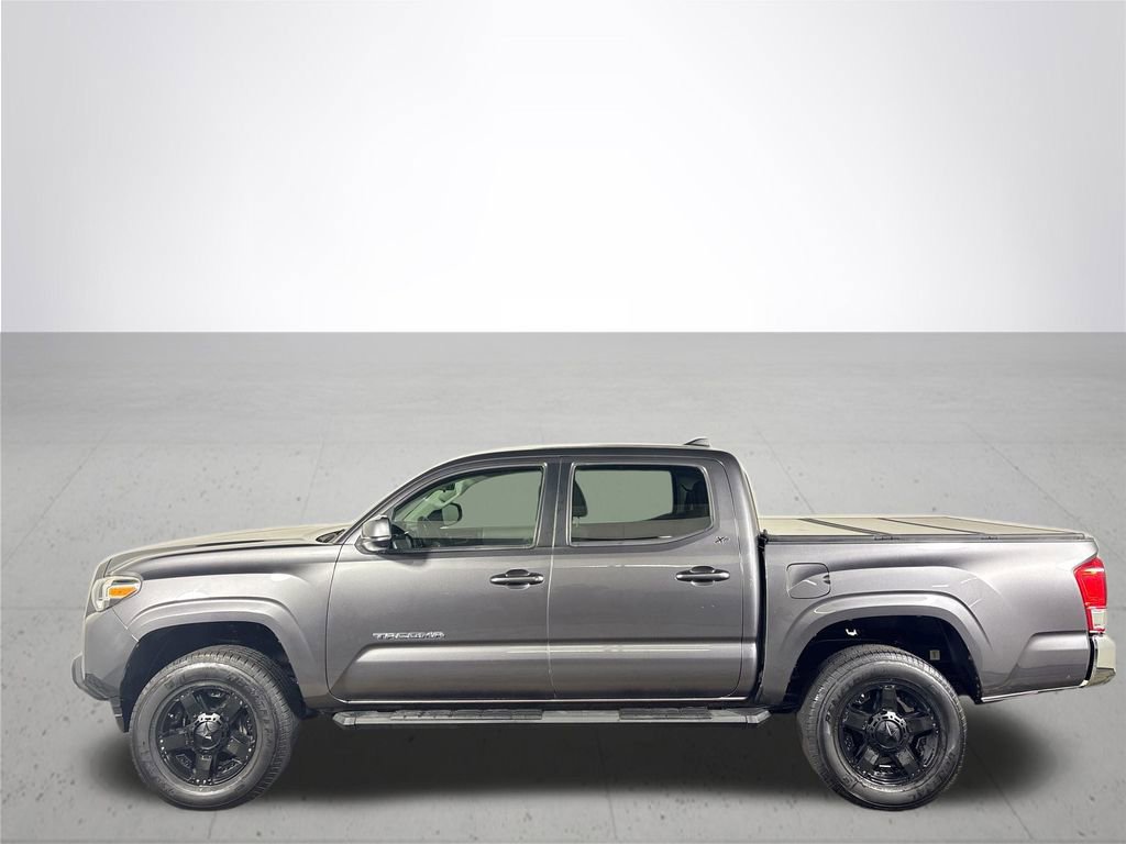 Used 2016 Toyota Tacoma SR5 image 9